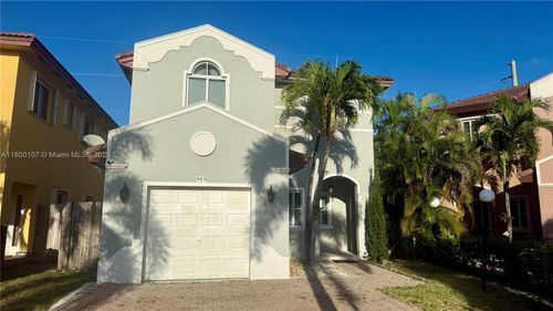 909-909 Ne 41st Ter, HOMESTEAD, FL, 33033-5870 | Card Image