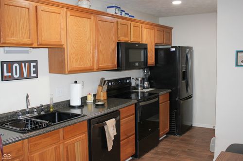 apt-101-6509 Emerald Hill Ct, Indianapolis, IN, 46237-3331 | Card Image