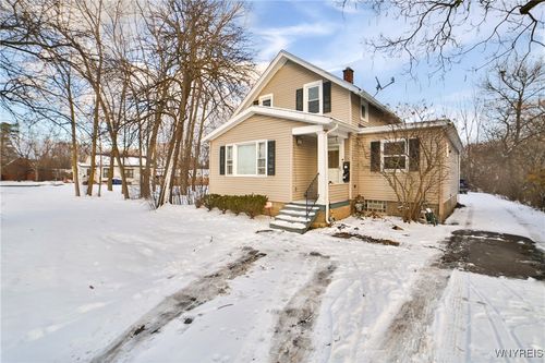 4821 Harlem Rd, Amherst, NY, 14226-3812 | Card Image