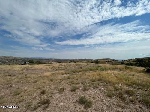 321f-0000 N Still Valler Trail, Paulden, AZ, 86334 | Card Image