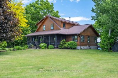 1843 95 Highway, House other with 4 bedrooms, 4 bathrooms and 8 parking in Wolfe Island ON | Image 2