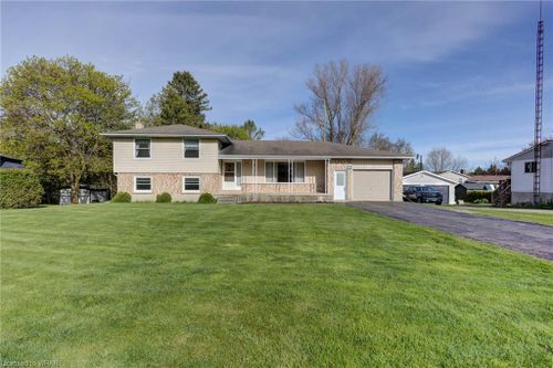 5961 Maple Lane Rd, Gowanstown, ON, N0G1Y0 | Card Image