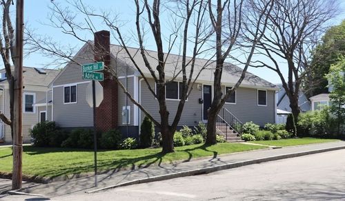 115 Bunker Hill Ln, Quincy, MA, 02169-6135 | Card Image