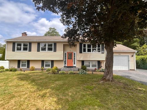 13 Wellesley Rd, Nashua, NH, 03062-1319 | Card Image