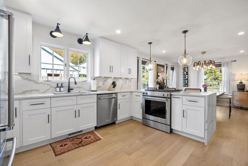 1519 W 29th St, Austin, TX, 78703-1921 | Card Image