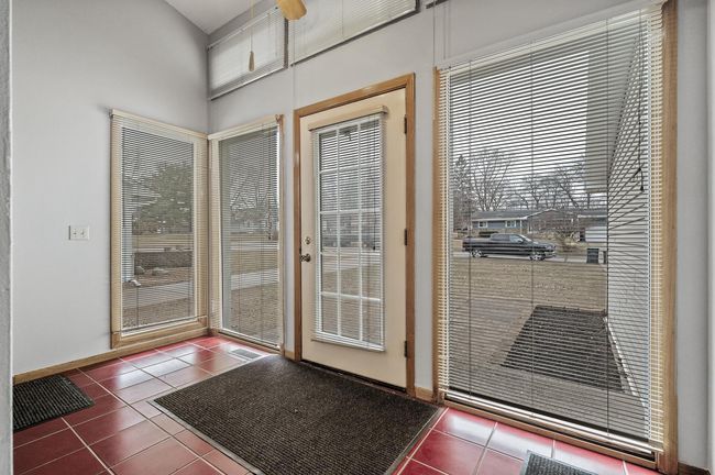 4017 Fordham Dr Ne, House other with 4 bedrooms, 2 bathrooms and null parking in Saint Anthony MN | Image 13