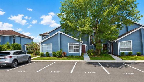 225 Mango Dr, DAVENPORT, FL, 33897-3903 | Card Image