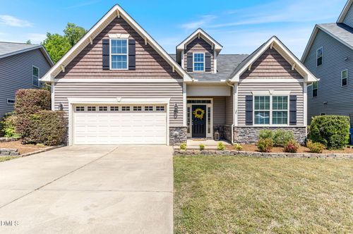 446 Lone Pine Loop, Fuquay Varina, NC, 27526-3723 | Card Image