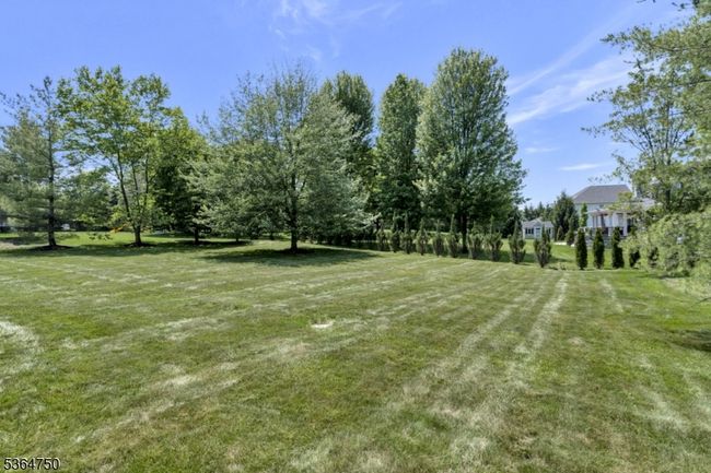33 Briarwood Dr E, House other with 4 bedrooms, 3 bathrooms and null parking in Warren NJ | Image 36