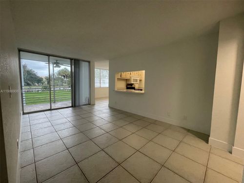209-9441 Live Oak Pl, Davie, FL, 33324-4740 | Card Image