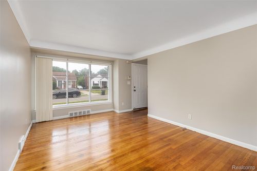 19965 Greenlawn St, Detroit, MI, 48221-1145 | Card Image