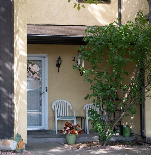 2319 Jimmydee Dr, Irving, TX, 75060-2431 | Card Image