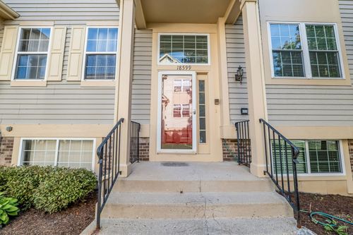 18599 W Sterling Ct, Grayslake, IL, 60030-4010 | Card Image