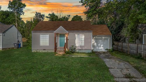 1228 S Erie Ave, Tulsa, OK, 74112-5341 | Card Image