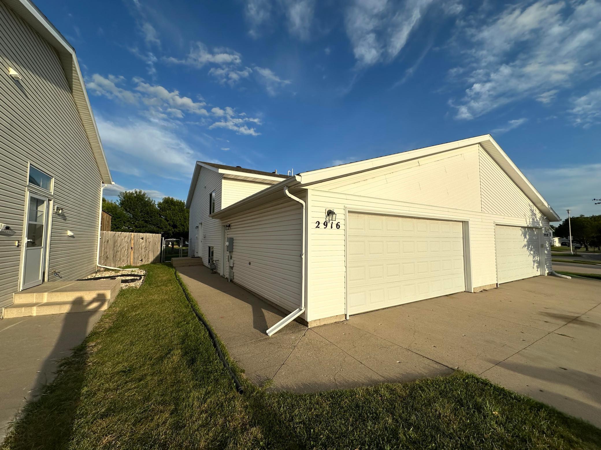 Wheatland Dr, Fargo, ND 58103