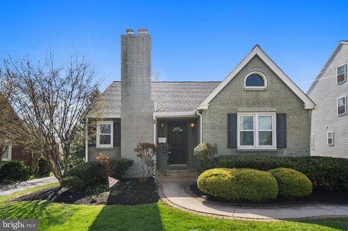 1701 Butler Pike, CONSHOHOCKEN, PA, 19428-2236 | Card Image