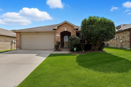 2621 Mill Springs Pass, Fort Worth, TX, 76123-2617 | Card Image