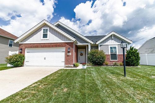 9727 Massey Dr, Evansville, IN, 47725-9609 | Card Image