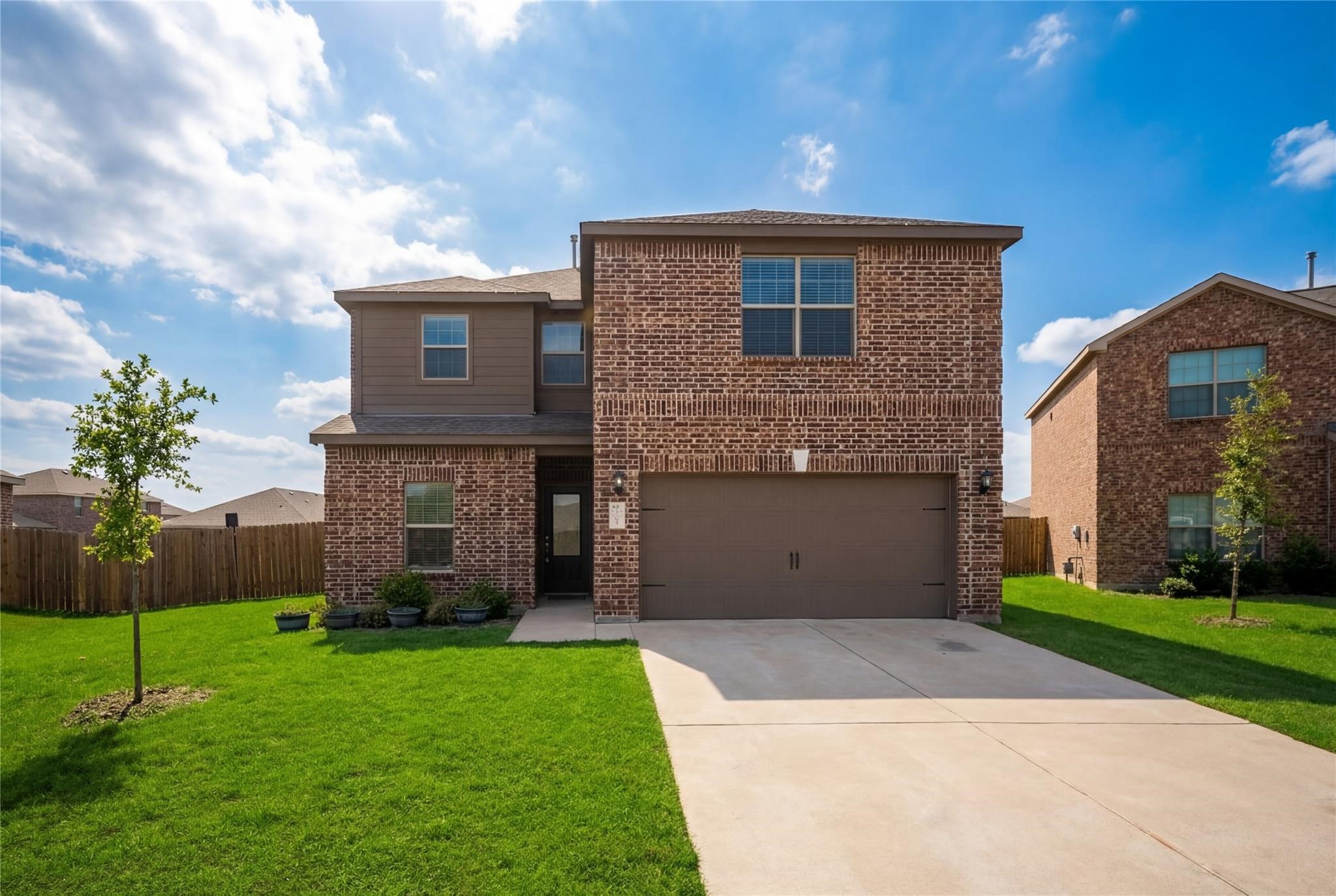 Residential Lease in Anna