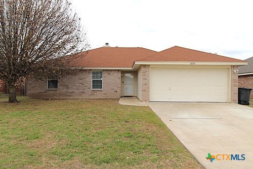 3809 Joshua Taylor Dr, Killeen, TX, 76549-5516 | Card Image