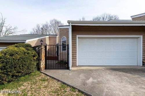 b-3638 Topside Rd, Knoxville, TN, 37920-6024 | Card Image