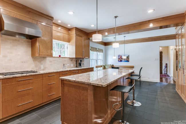 140 Luther Dr, House other with 4 bedrooms, 5 bathrooms and null parking in Olmos Park TX | Image 13