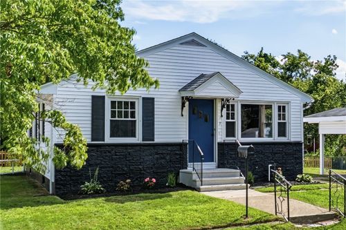 7 Rice St, Johnston, RI, 02919-2419 | Card Image