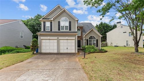 450 Manor Glen Dr, Suwanee, GA, 30024-3549 | Card Image