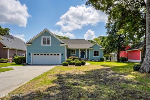 930 Oyster Pointe Dr, Sunset Beach, NC, 28468-4310 | Card Image