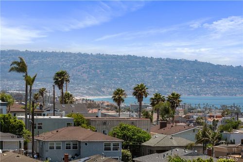 apt-1-867 Aubrey Ct, Hermosa Beach, CA, 90254-4009 | Card Image