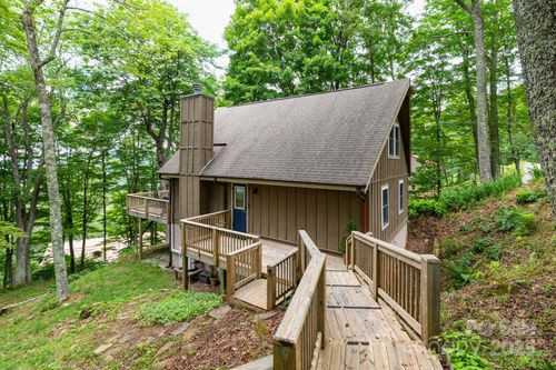 920 Mckinney Gap Dr, Mars Hill, NC, 28754-5732 | Card Image