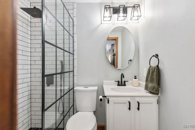 Primary Bath. | Image 28