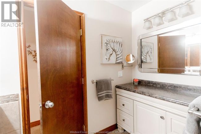 13496 13 Th Concession Rd, Home with 3 bedrooms, 2 bathrooms and null parking in Essex ON | Image 23