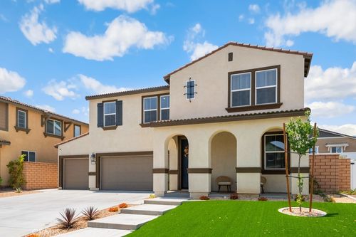 30685 White Pines Dr, Menifee, CA, 92584-2947 | Card Image