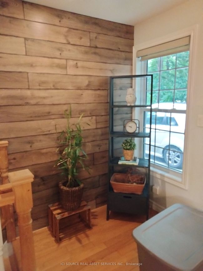 9885 Parkview Cres, House other with 4 bedrooms, 2 bathrooms and 6 parking in Grand Bend ON | Image 9