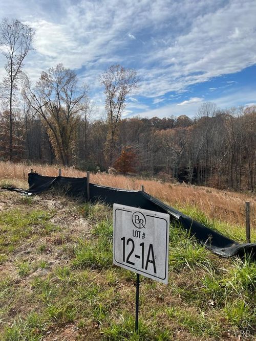 127 Courtney Springs Dr, Lynchburg, VA, 24503-2817 | Card Image