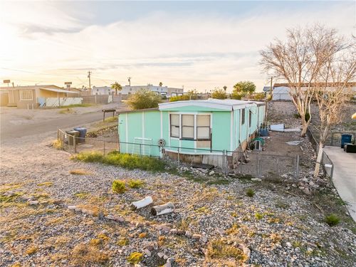 1368 Zircon Ave, Bullhead City, AZ, 86442-7140 | Card Image