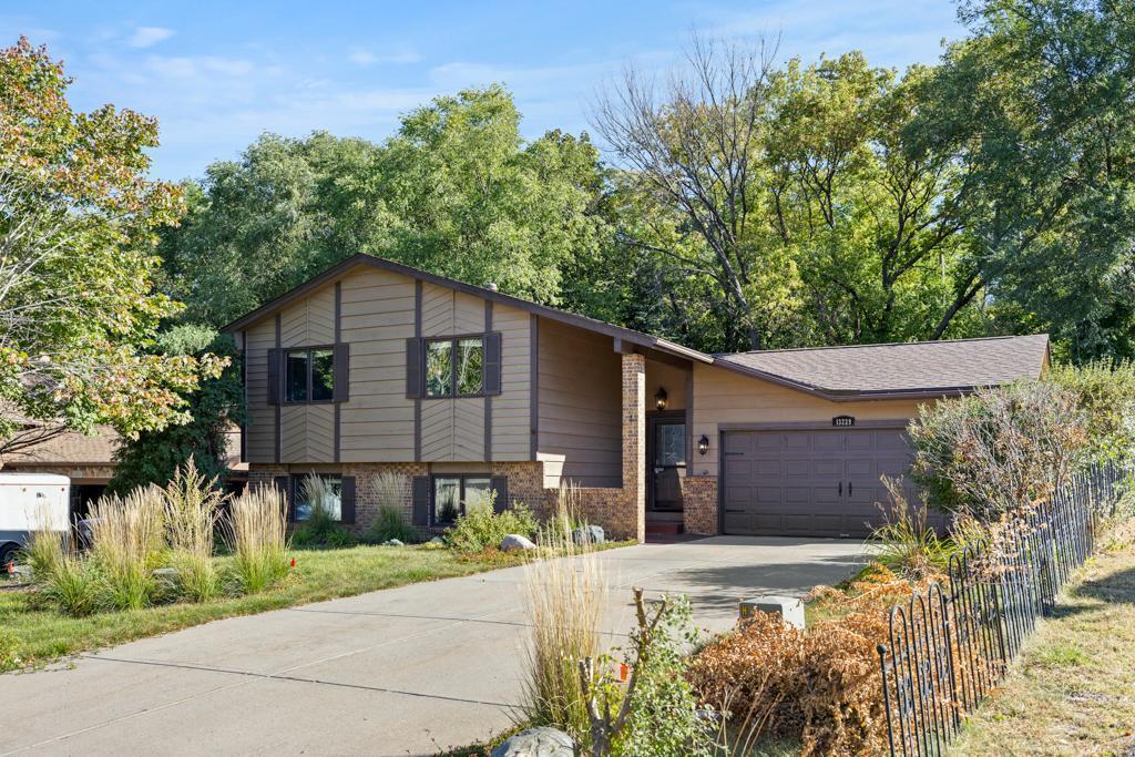 Court Pl, Burnsville, MN 55337