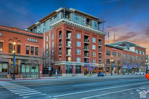 301-328 W 200 S, Salt Lake City, UT, 84101-1232 | Card Image