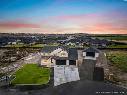 184 Tyler Ct, Pasco, WA, 99301 | Card Image