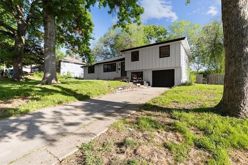 12500 E 52nd Ter S, Independence, MO, 64055-5651 | Card Image