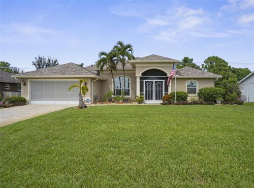 1438 Roosevelt Dr, VENICE, FL, 34293-6853 | Card Image