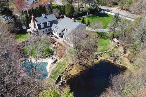 28 Hunters Run, Rye, NH, 03870-2539 | Card Image