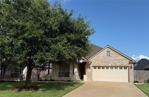 228 Passendale Ln, College Station, TX, 77845-4060 | Card Image
