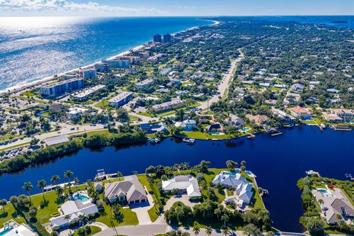 4304 Bethel Creek Dr, Vero Beach, FL, 32963-1231 | Card Image