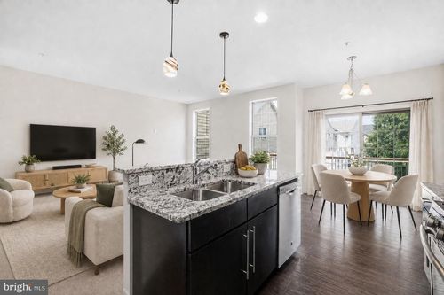 43180 Witham Sq, ASHBURN, VA, 20148-6613 | Card Image