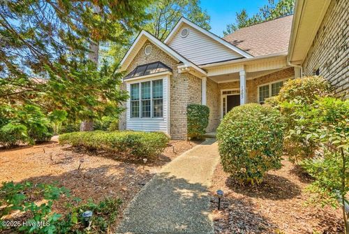 1495 Monticello Dr, Pinehurst, NC, 28374-8716 | Card Image