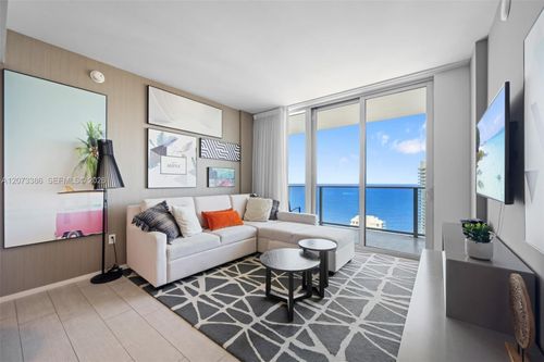 t3905-4010 S Ocean Dr, Hollywood, FL, 33019-3063 | Card Image