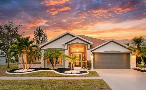 4656 Varsity Cir, LEHIGH ACRES, FL, 33971-2061 | Card Image