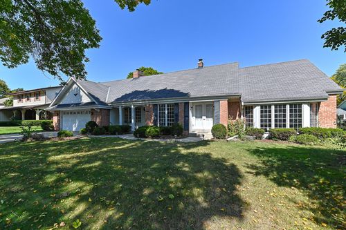 8866 Greenmeadow Ln, Greendale, WI, 53129-1549 | Card Image